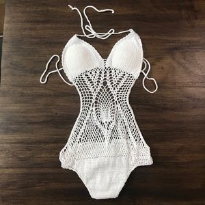 Handmade crochet monokini/bathing suit. Size: M